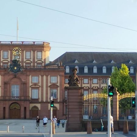 Mannheim Zentrum Stadthaus Zimmer 5 Apartment Ngoại thất bức ảnh