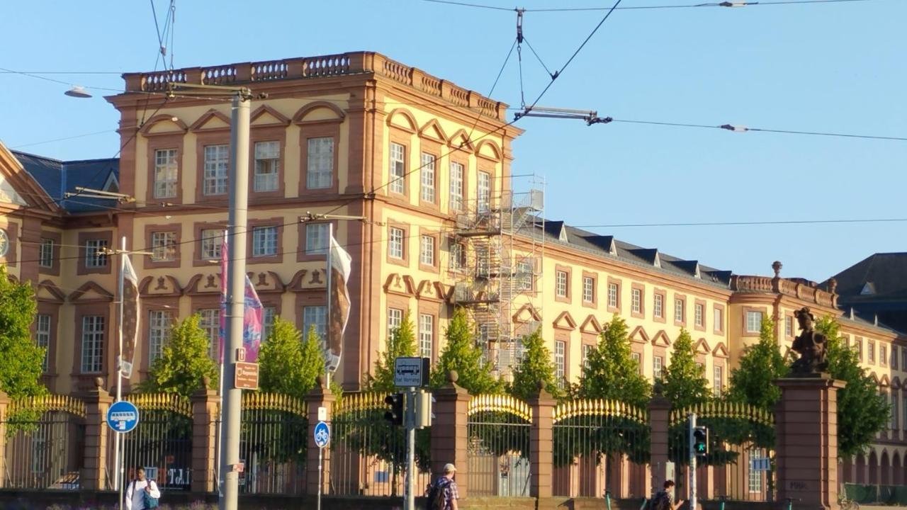 Mannheim Zentrum Stadthaus Zimmer 5 Apartment Ngoại thất bức ảnh